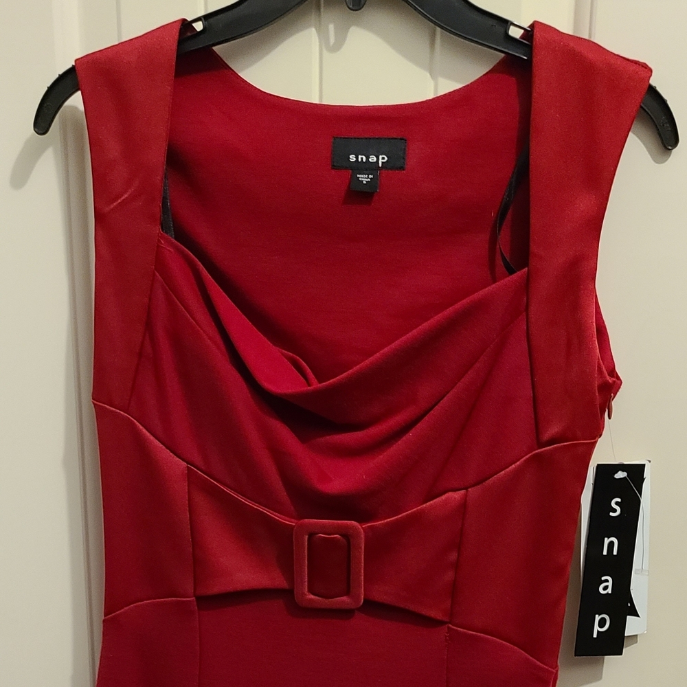 Snap Alice Fitted Midi Dress Red Size 9